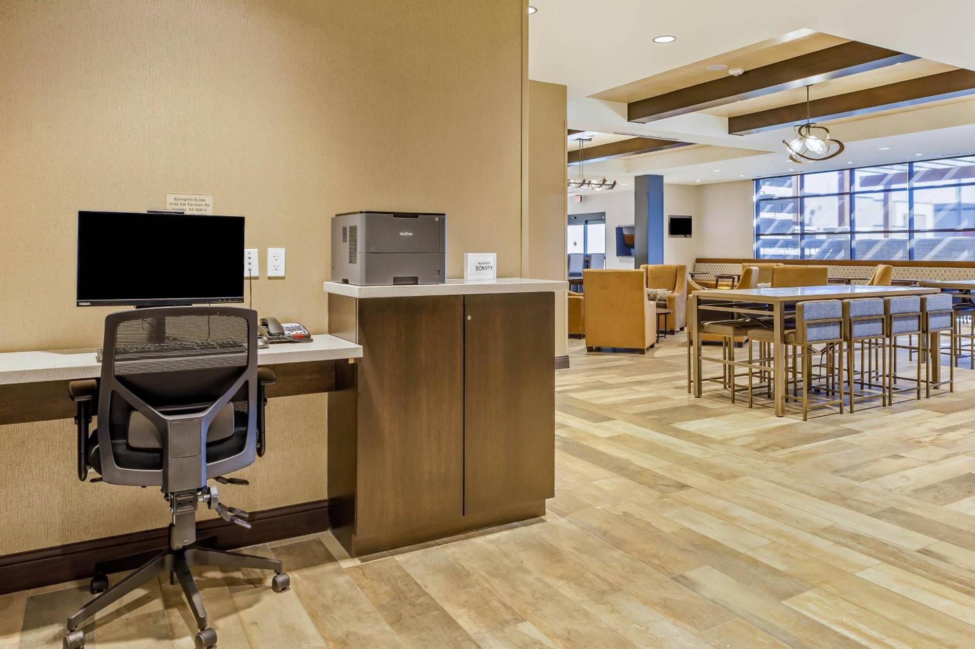 Springhill Suites By Marriott Topeka Southwest Εξωτερικό φωτογραφία